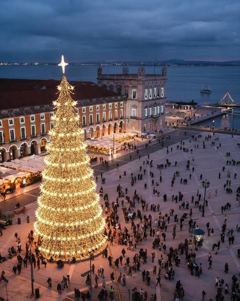 CÁCERES, LISBOA Y SUS ALREDEDORES EN NAVIDAD