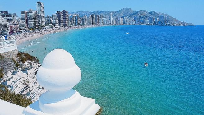 BENIDORM EN HOTEL MADEIRA CENTRO 4 * 